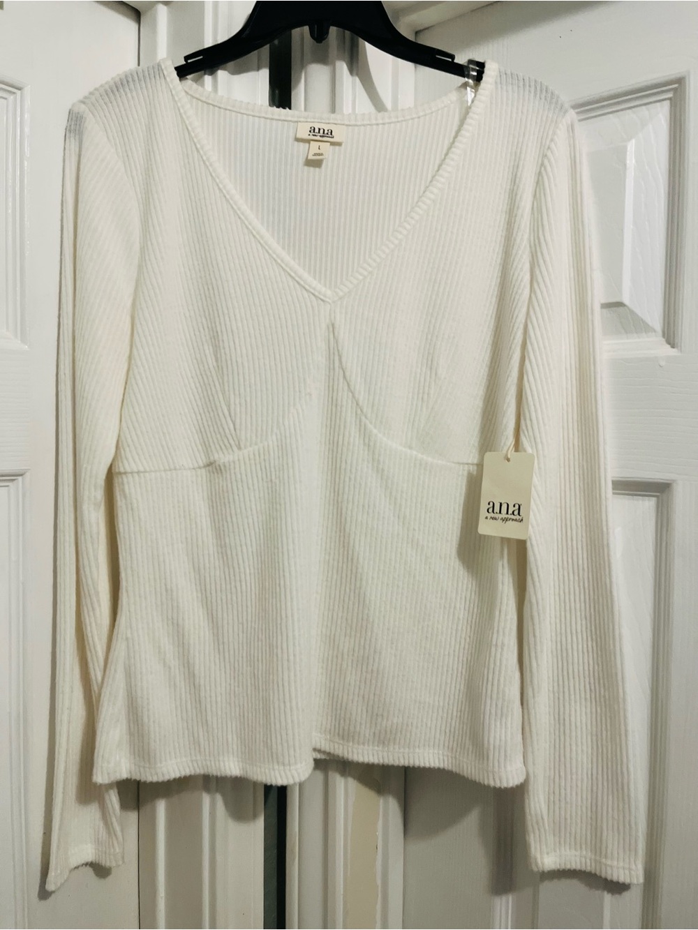 a.n.a Ribbed V-Neck Long Sleeve Top in Cream